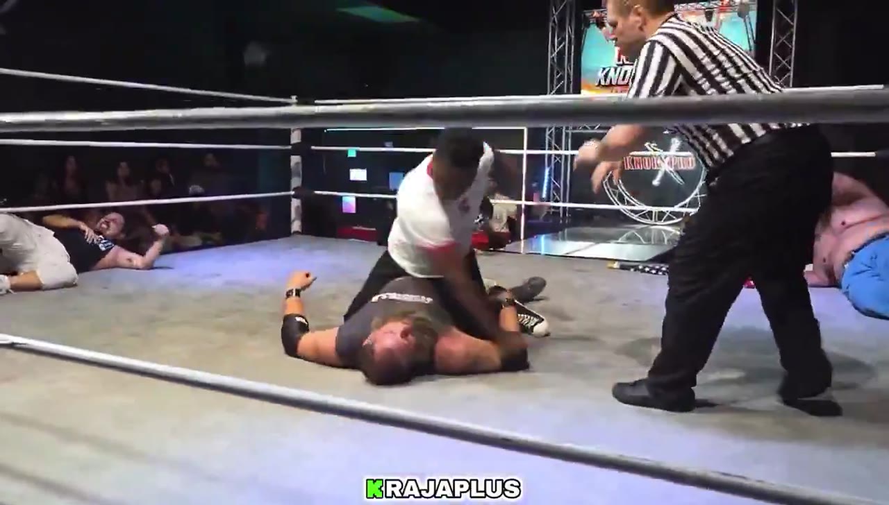 Rampage Jackson’ Son knocks out professional wrestler and beats him unconscious